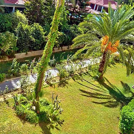 Blue Fish Hotel 4*